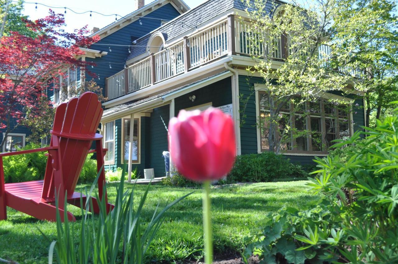 Holman'S Heritage Suites Summerside Extérieur photo