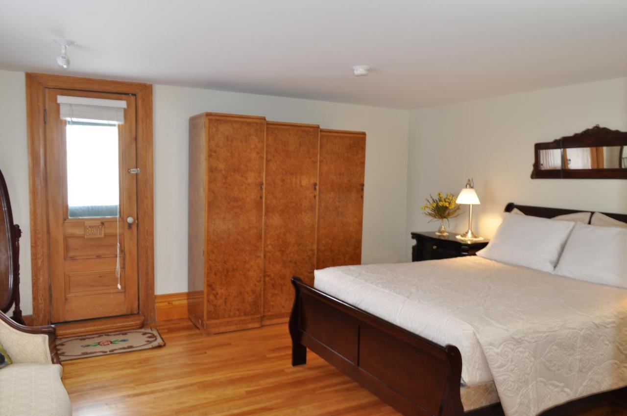 Holman'S Heritage Suites Summerside Extérieur photo