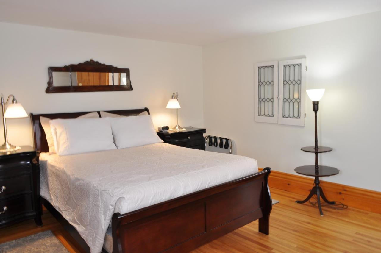 Holman'S Heritage Suites Summerside Extérieur photo