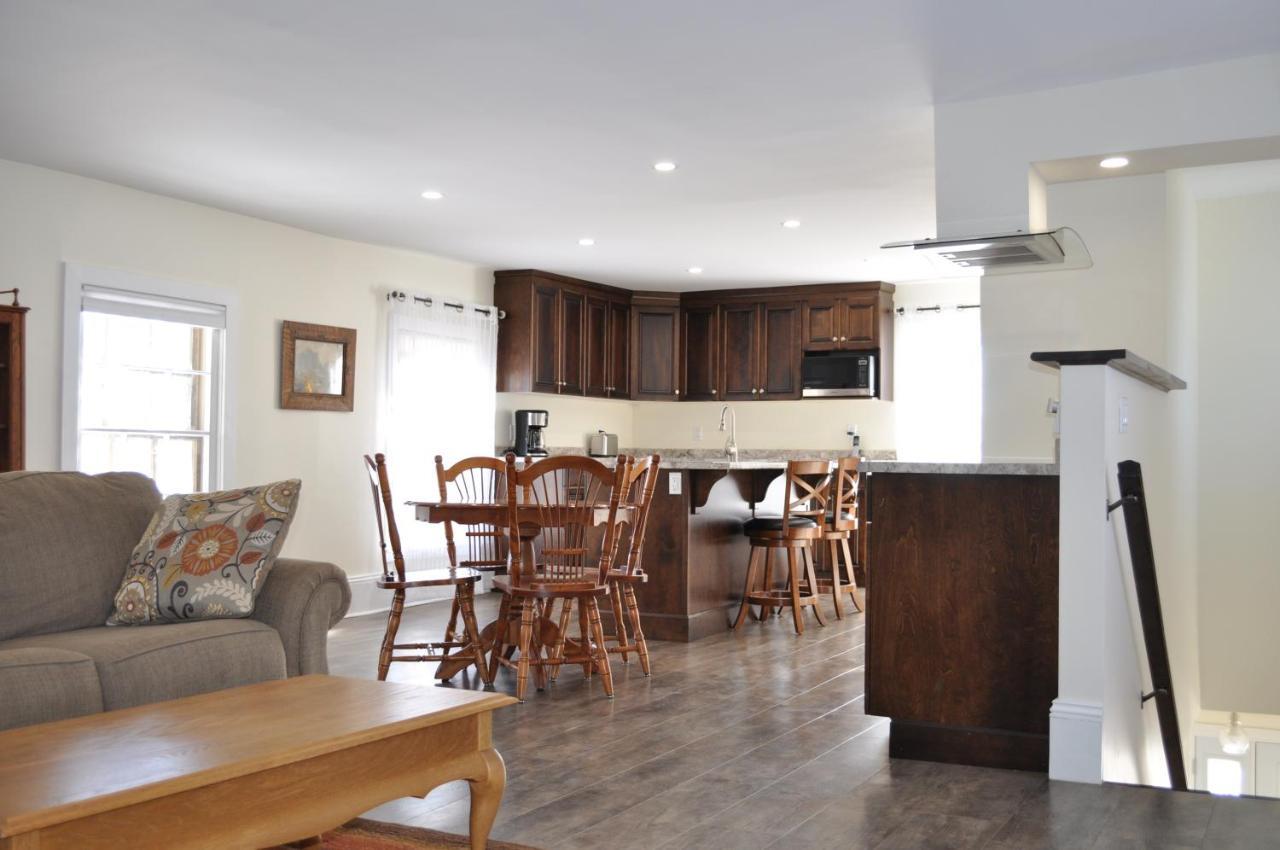 Holman'S Heritage Suites Summerside Extérieur photo