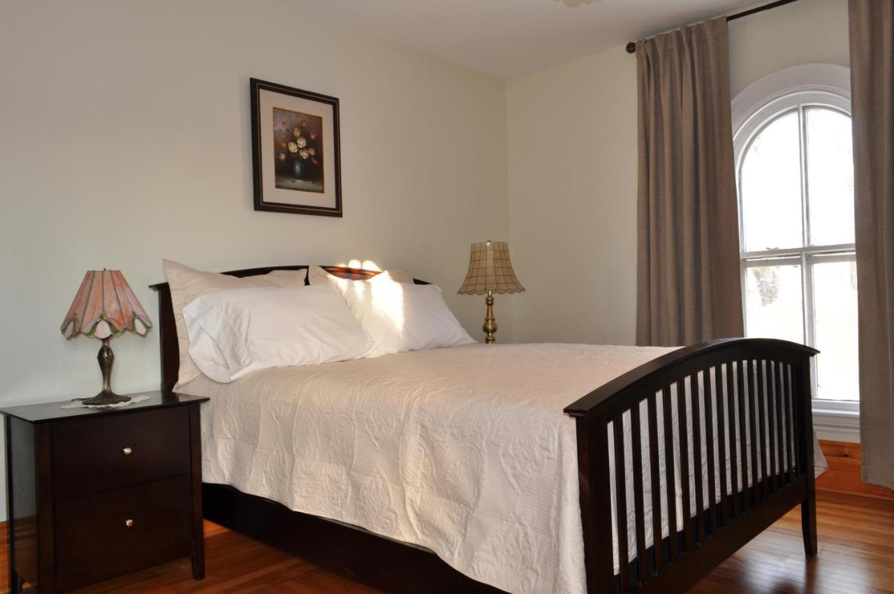 Holman'S Heritage Suites Summerside Extérieur photo