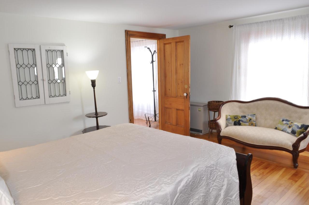 Holman'S Heritage Suites Summerside Extérieur photo